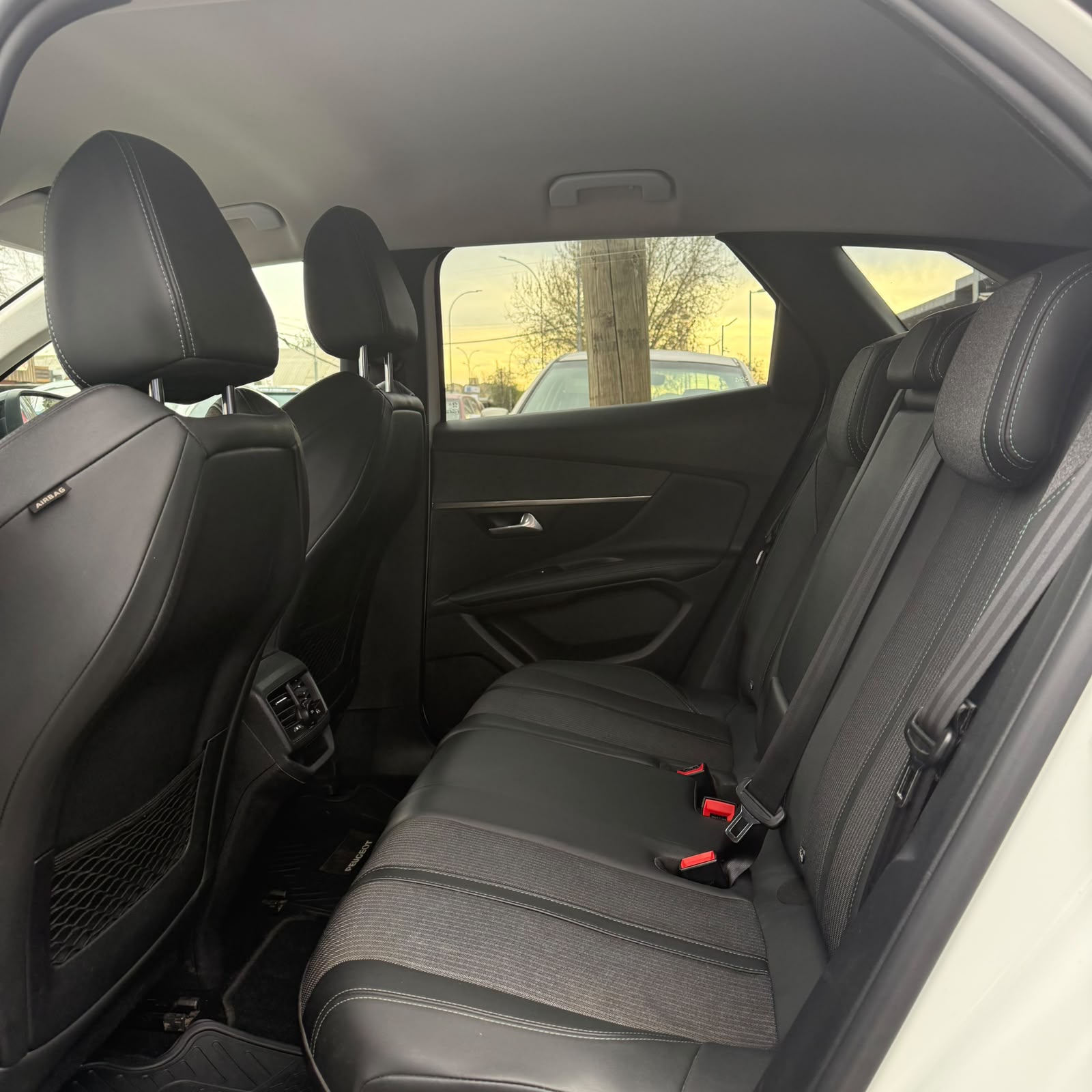 Peugeot 3008 — foto 15 de 15