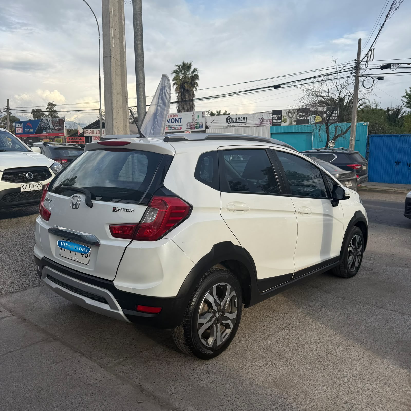 Honda WR-V — foto 6 de 16