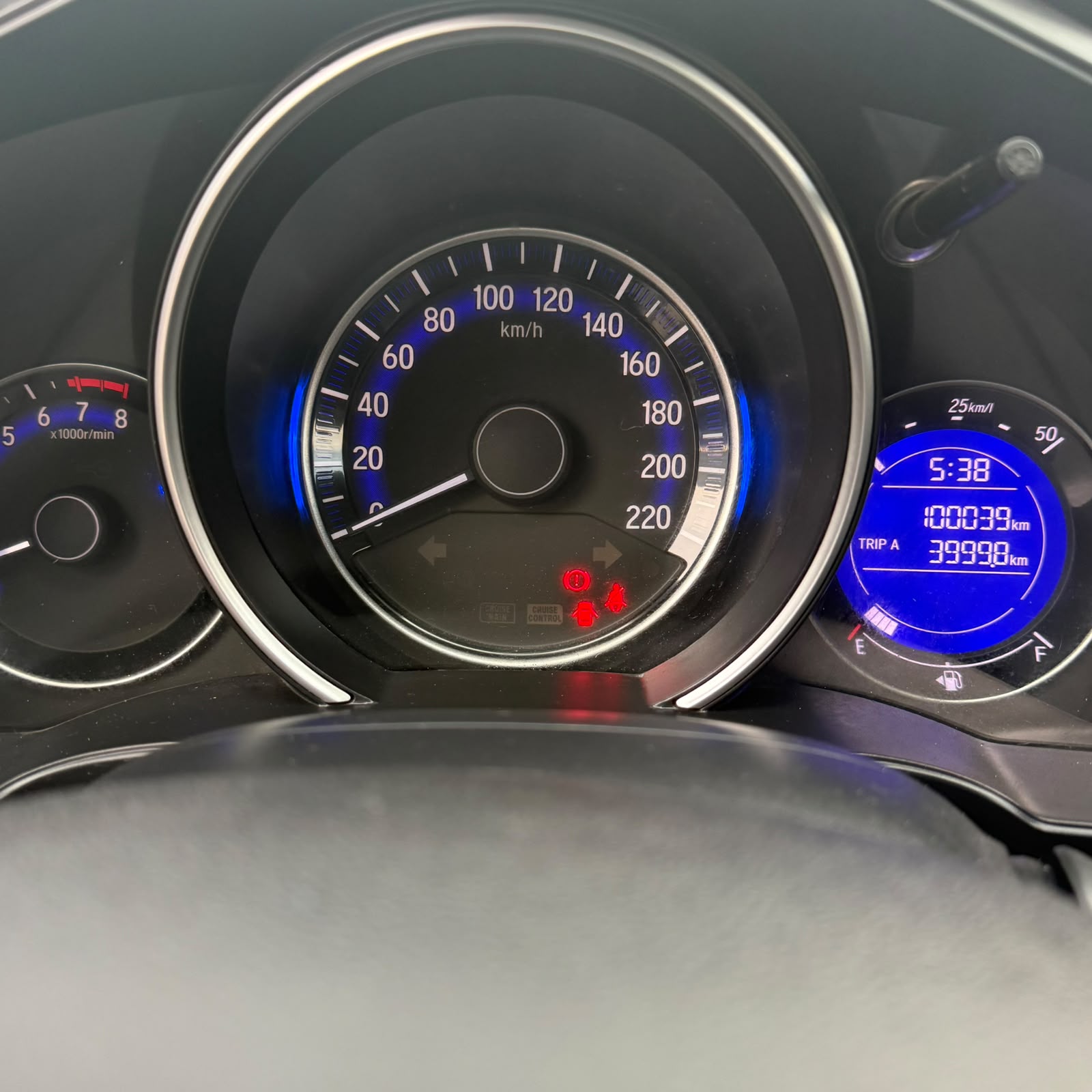 Honda WR-V — foto 13 de 16