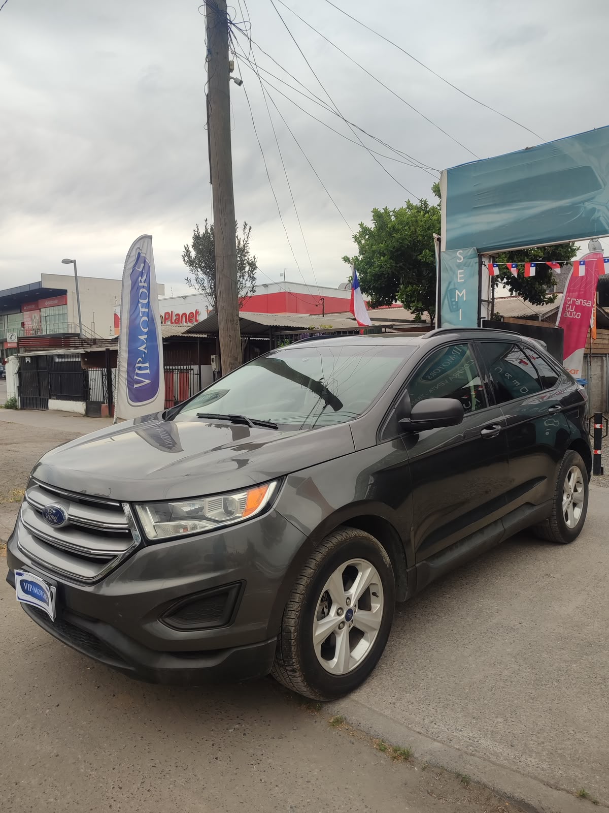 Ford Edge — foto 4 de 17