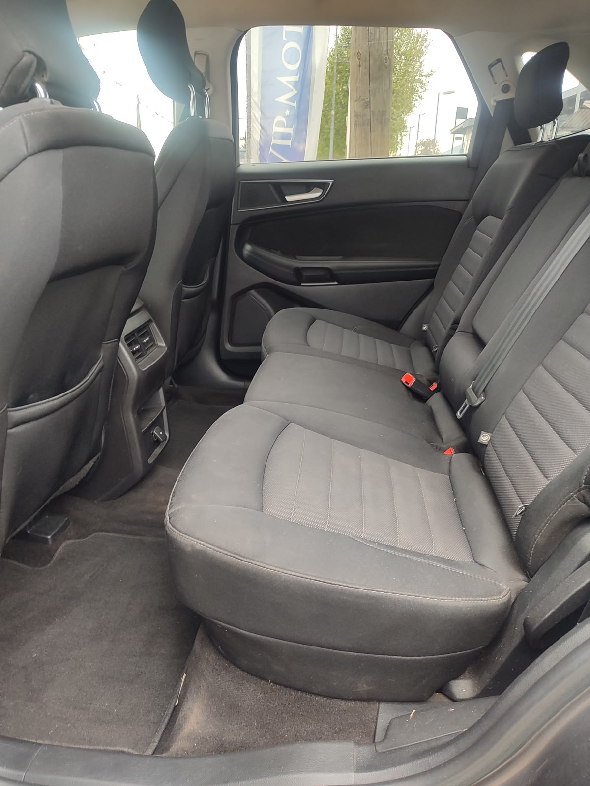 Ford Edge — foto 16 de 17