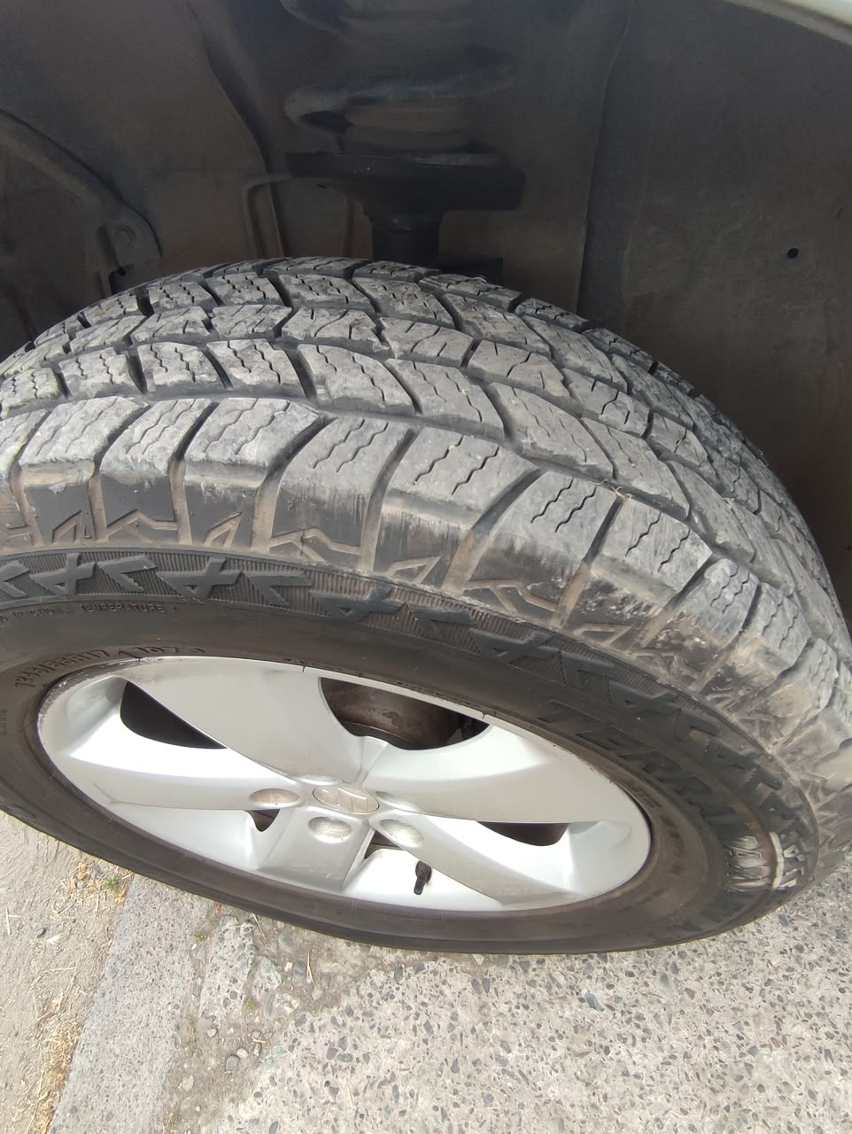 Suzuki Grand Vitara 4×4 — foto 15 de 16