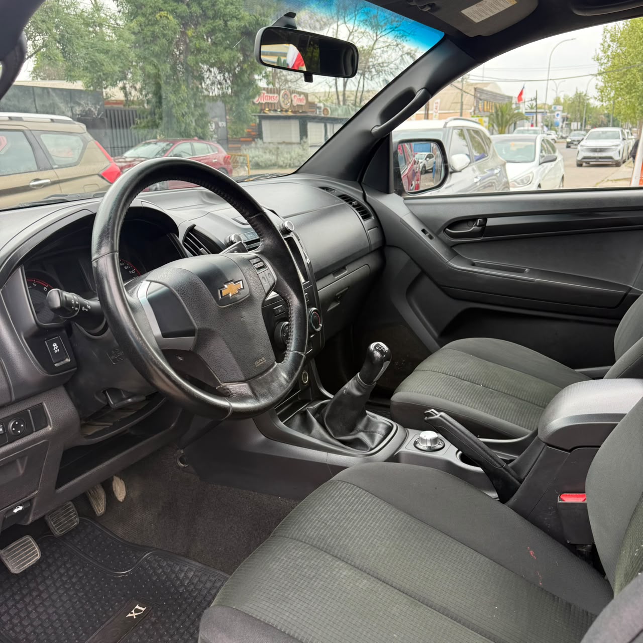 Chevrolet D-Max4×4 — foto 10 de 16