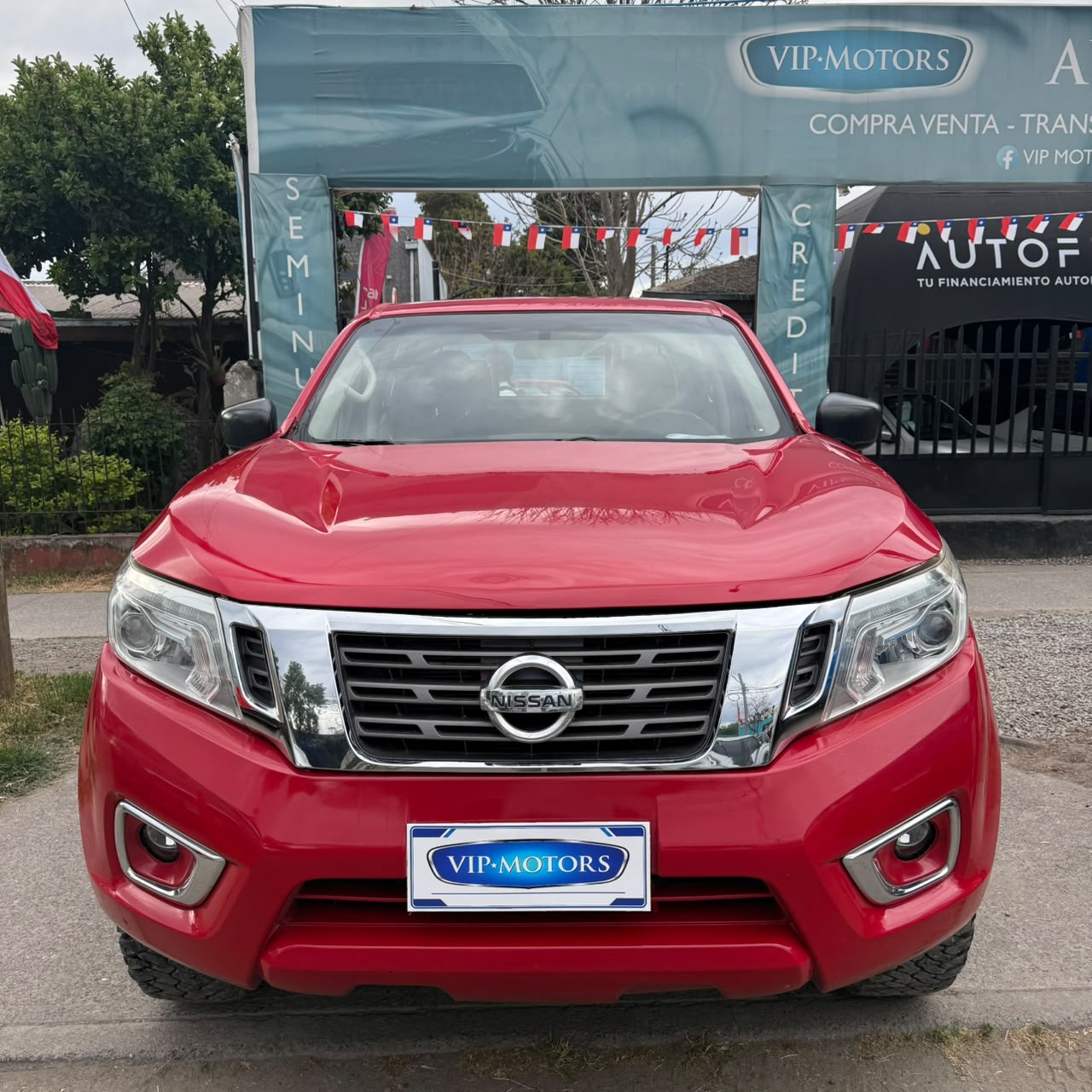 Nissan Np300 4×4 — foto 2 de 15