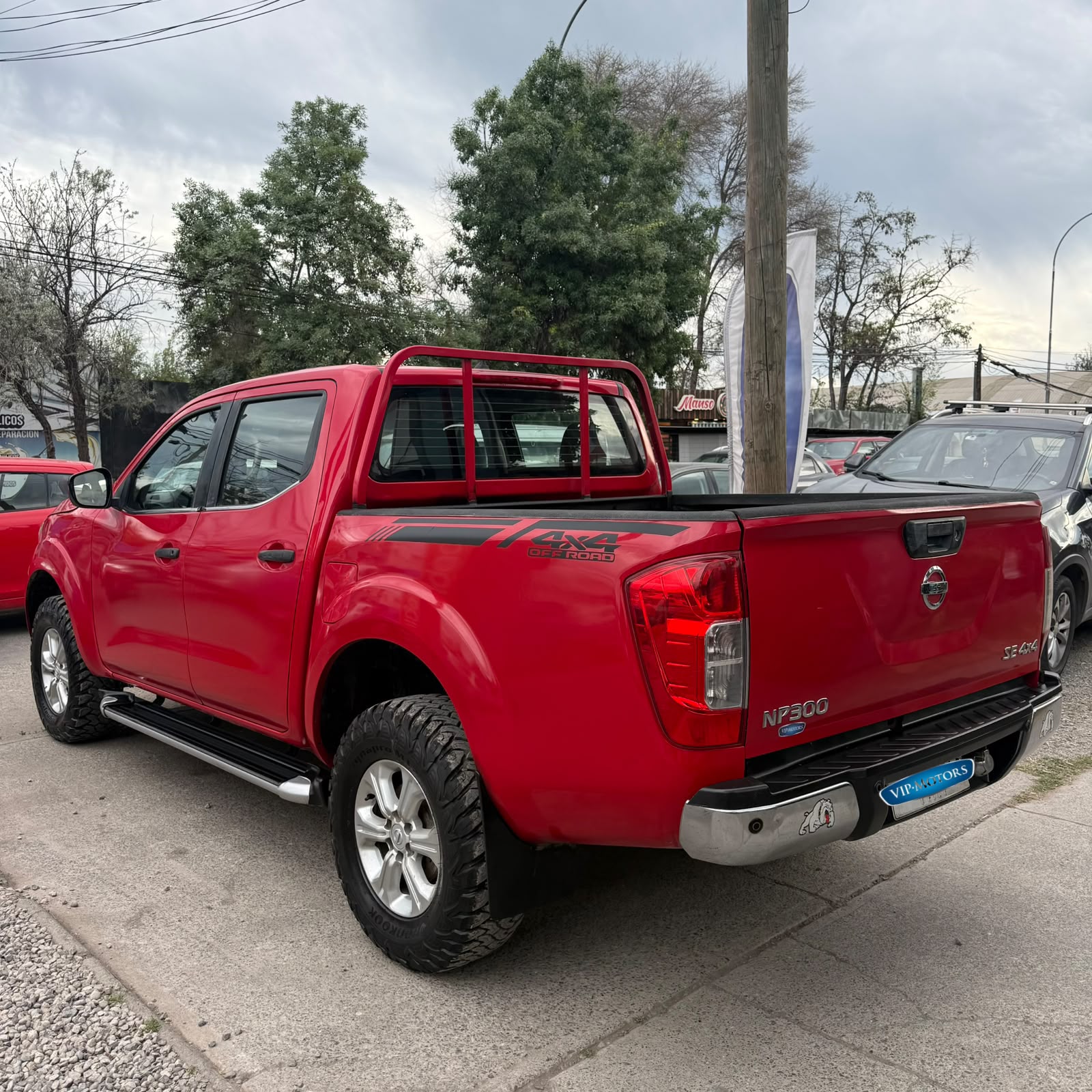 Nissan Np300 4×4 — foto 6 de 15