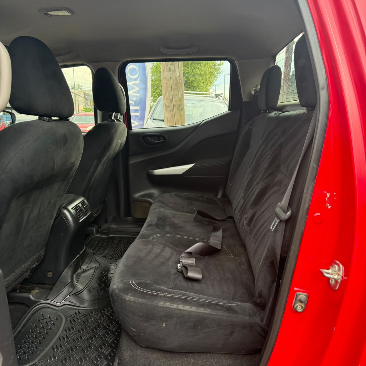 Nissan Np300 4×4 — foto 14 de 15
