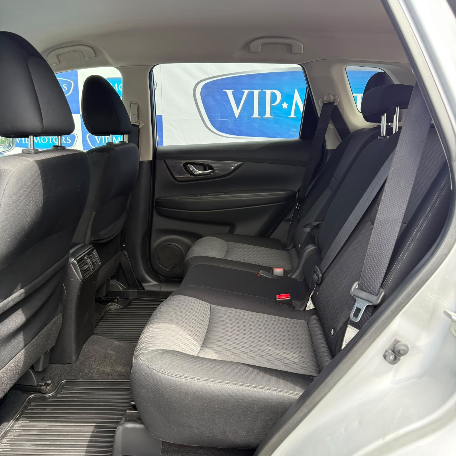 Nissan X-Trail — foto 14 de 15