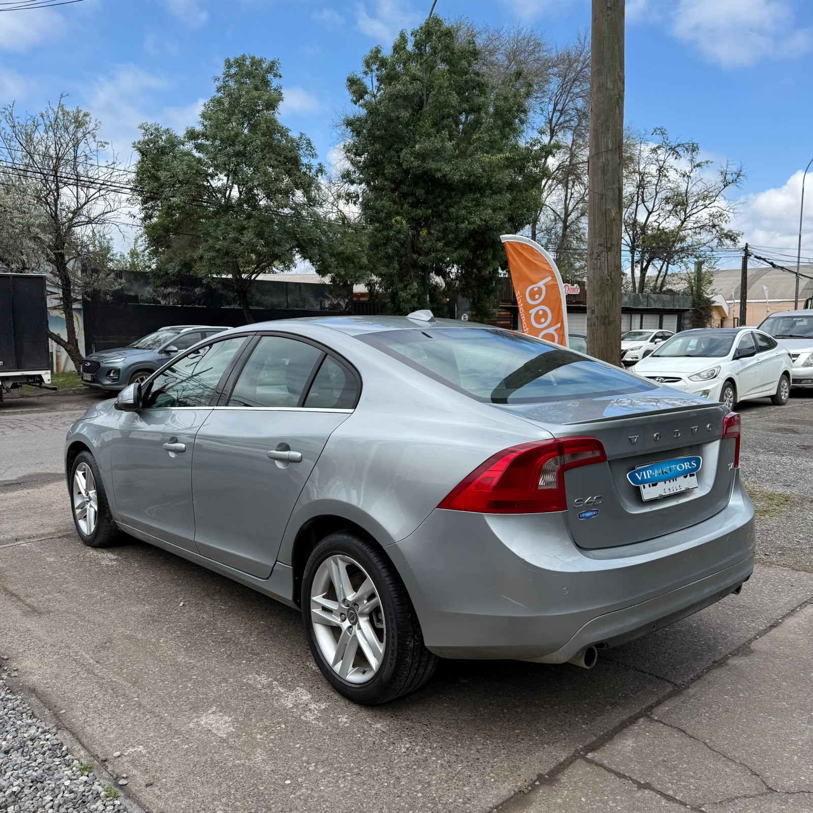 Volvo S60 T4 — foto 7 de 16